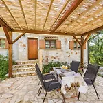 Paradiso Istriano With Jacuzzi Apartmán Rovinj