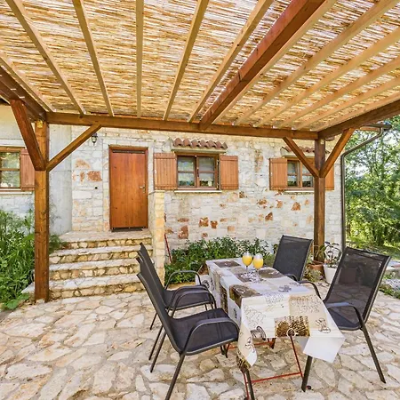 Paradiso Istriano With Jacuzzi Apartment Rovinj